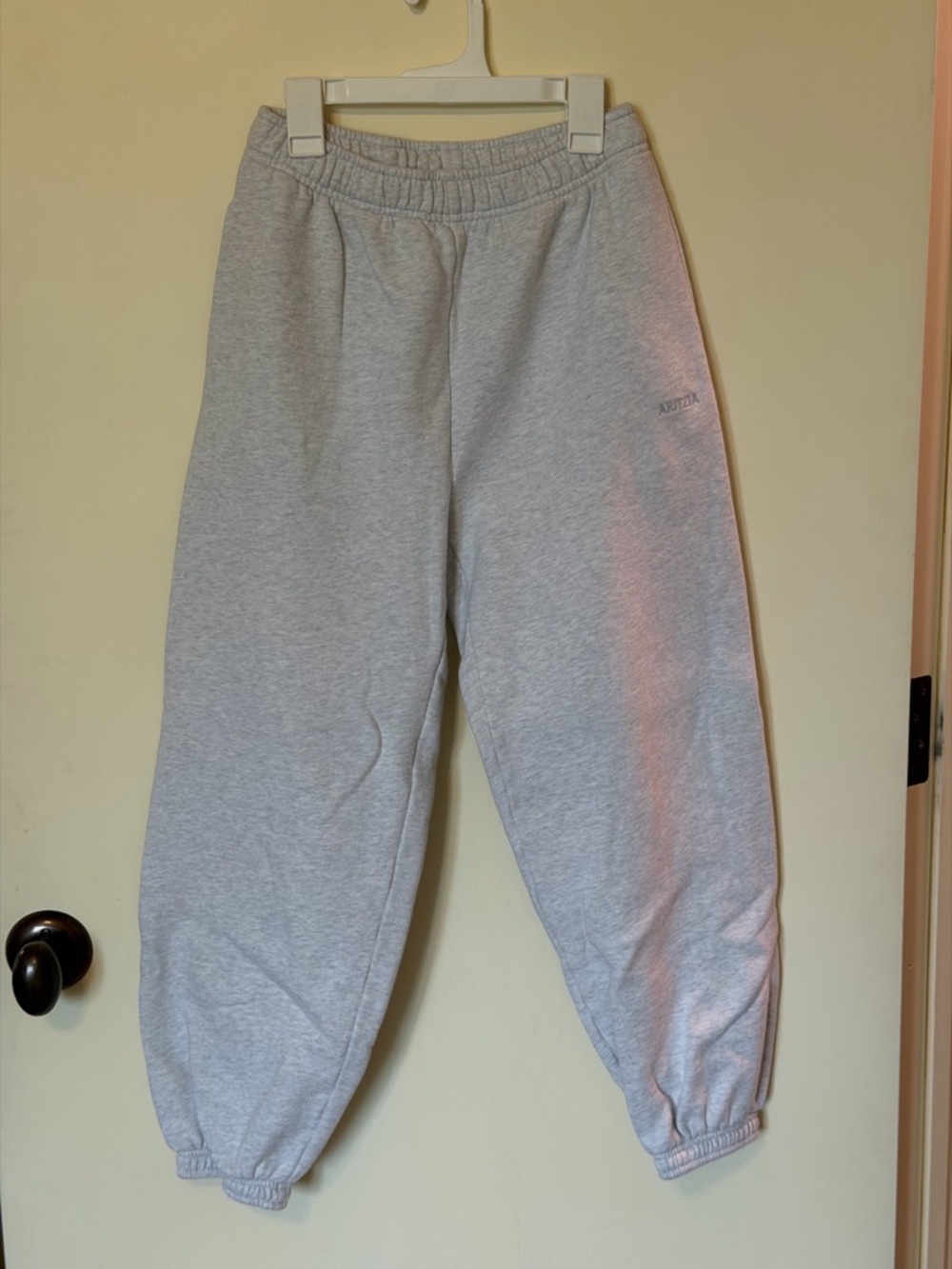 Aritzia Light Grey Sweat Joggers